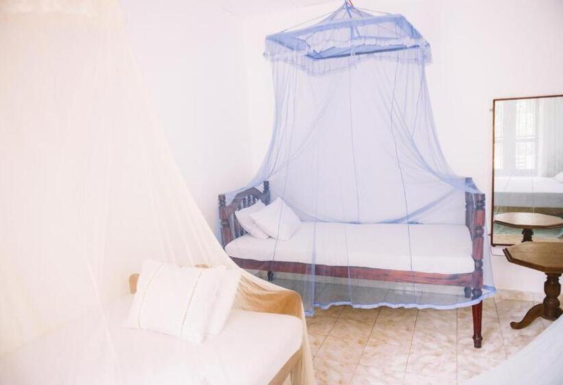 스탠다드 룸, Kadolana Guest House