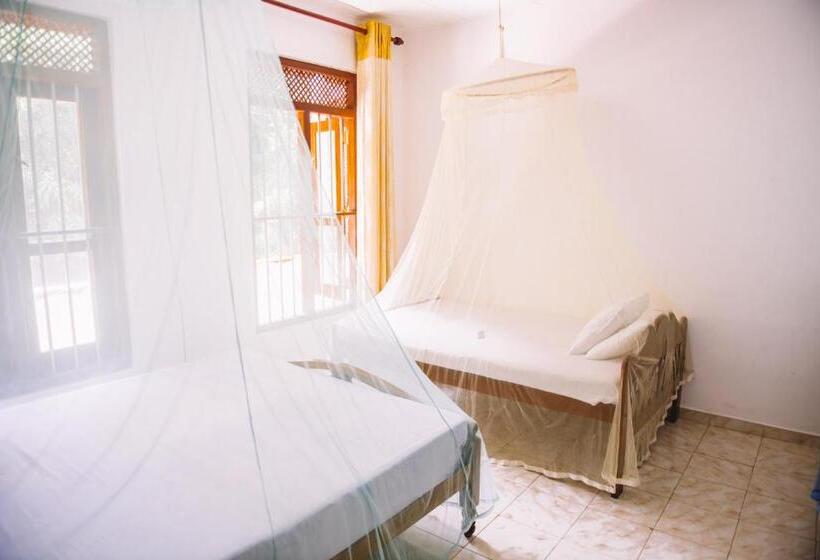 스탠다드 룸, Kadolana Guest House