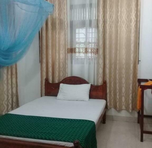 Habitació Economy Individual, Open Sky