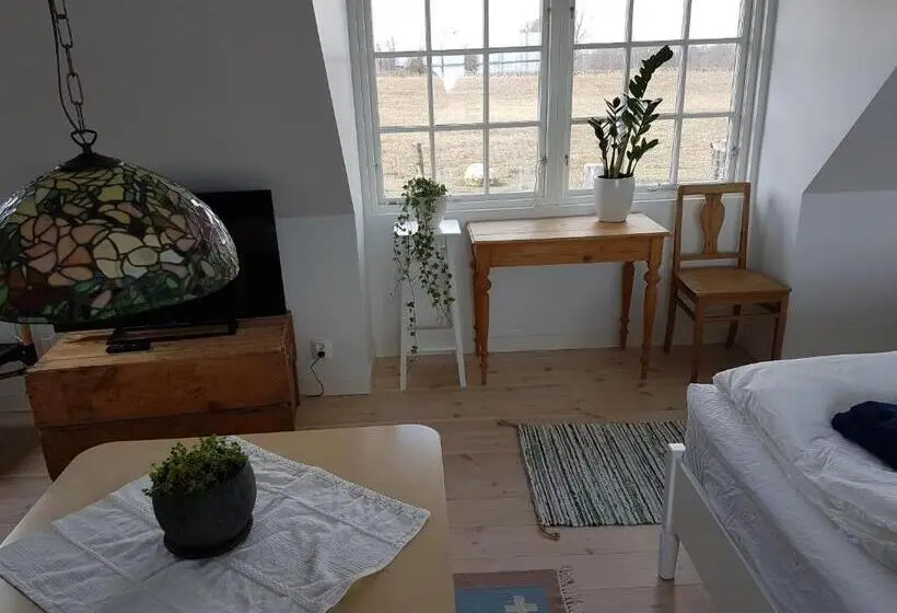 景色の見えるスタンダード４人部屋, Bästekille Gårdshotell