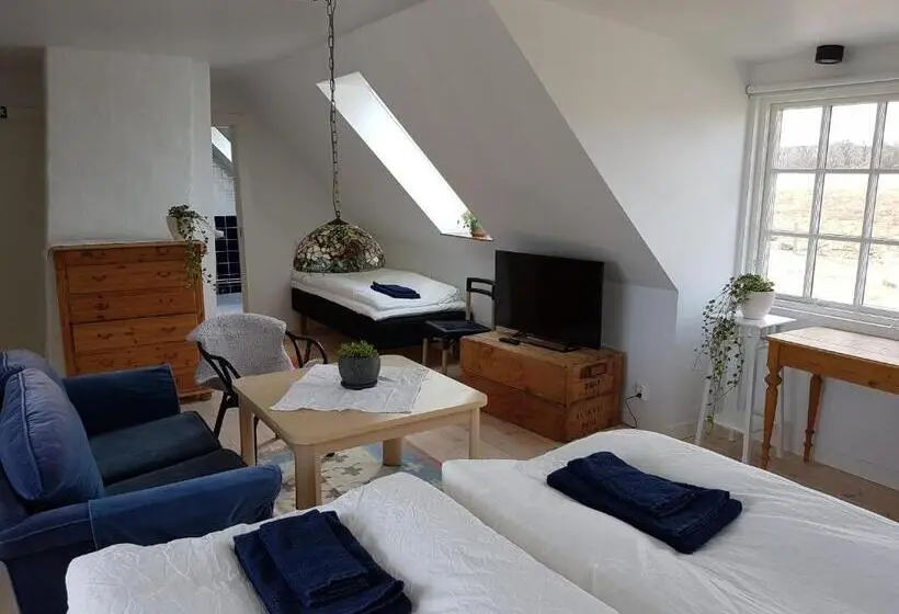 景色の見えるスタンダード４人部屋, Bästekille Gårdshotell