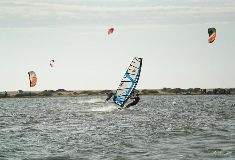 בונגלו משפחתי, De Silva Wind Resort Kalpitiya  Kitesurfing School Sri Lanka