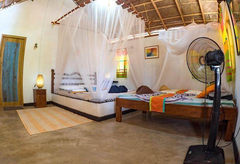 בונגלו משפחתי, De Silva Wind Resort Kalpitiya  Kitesurfing School Sri Lanka