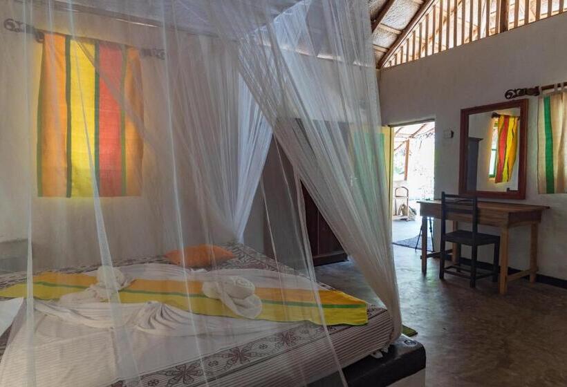 بانگلوی استاندارد, De Silva Wind Resort Kalpitiya  Kitesurfing School Sri Lanka