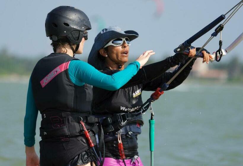חדר סטנדרט עם טרסה, De Silva Wind Resort Kalpitiya  Kitesurfing School Sri Lanka