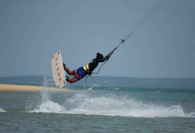 חדר סטנדרט עם טרסה, De Silva Wind Resort Kalpitiya  Kitesurfing School Sri Lanka