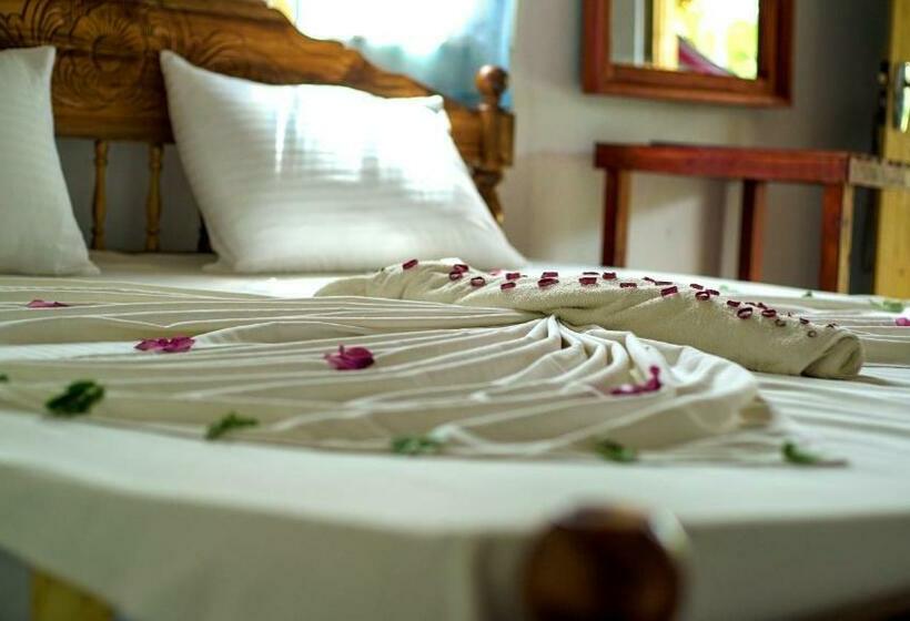 اتاق استاندارد با تراس, De Silva Wind Resort Kalpitiya  Kitesurfing School Sri Lanka