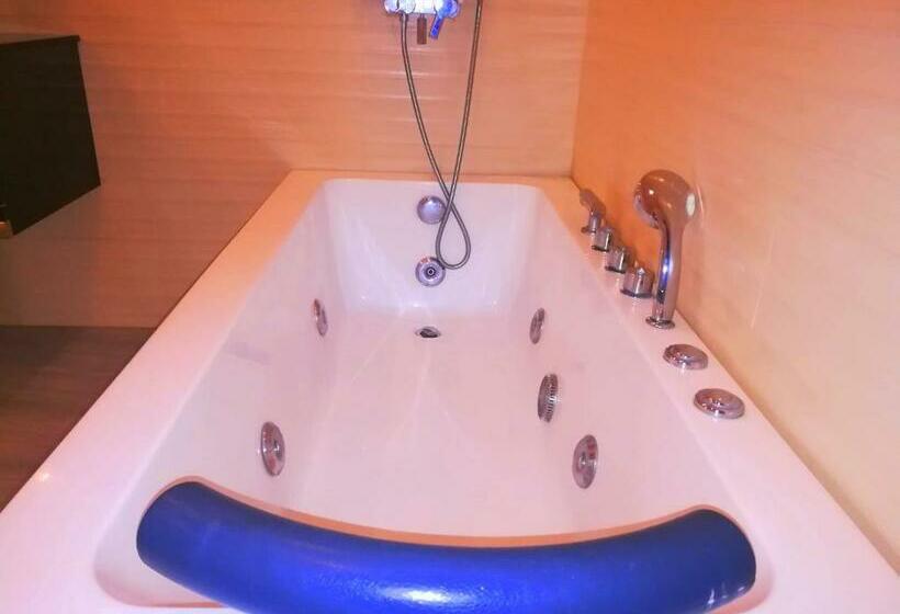 Люкс с Балконом, Euro Star