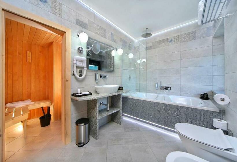 Стандартный Номер Кровать Кинг, Friuli