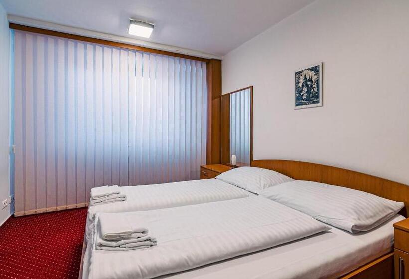 キングサイズベッドのスイートルーム, Garni Všb