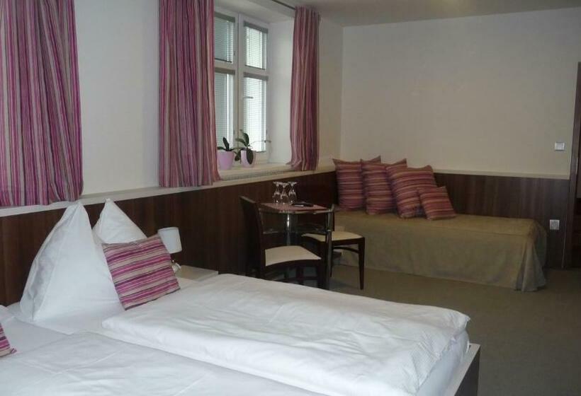 غرفة قياسية, Graphic