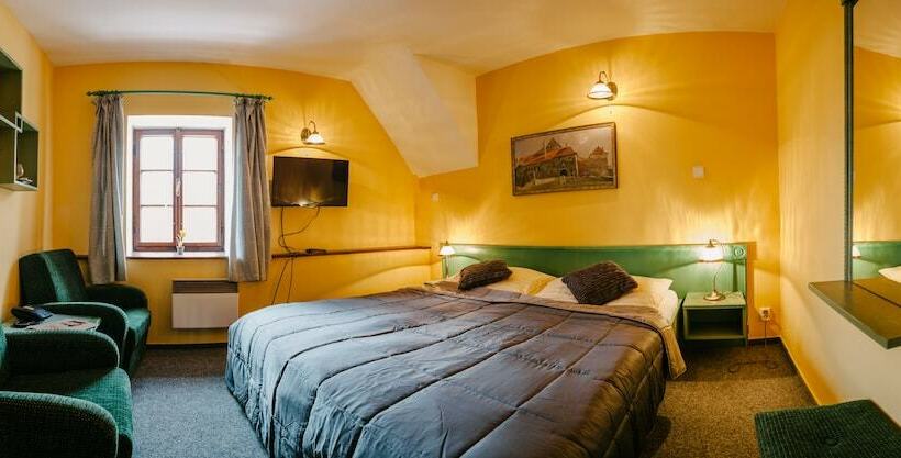 스탠다드 룸, Gurman