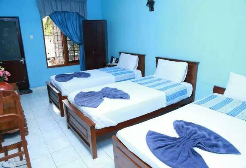 Habitació Triple Estàndard, Juliyanvilla