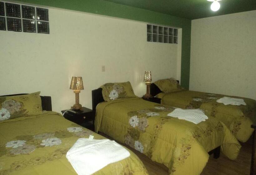 اتاق استاندارد سه نفره, Jumari