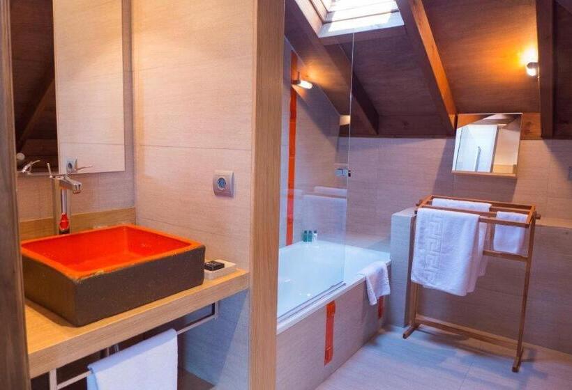 غرفة قياسية, La Casona De Abamia