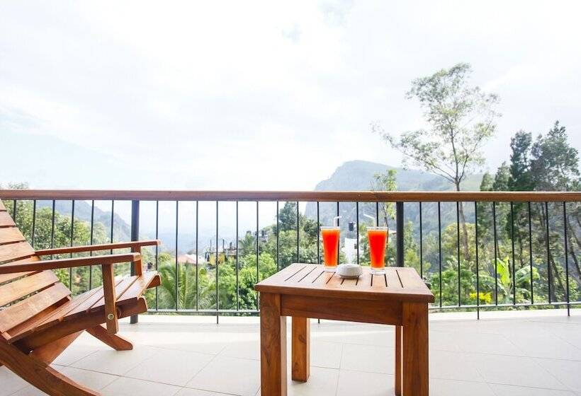 Standard Neljän Hengen Huone, Onrock