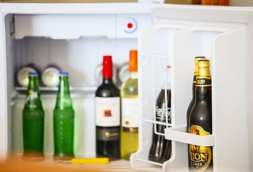 Standard Kolmen Hengen Huone, Onrock