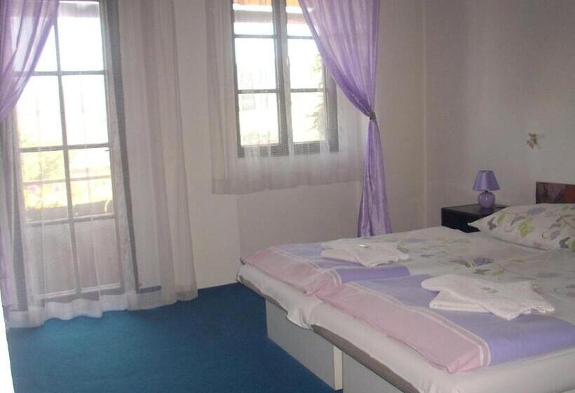 Классический Номер, Parkán