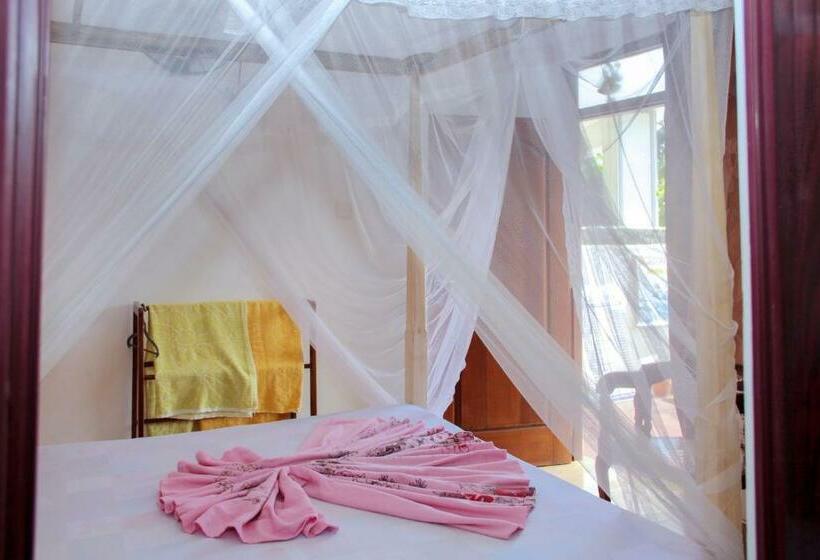 디럭스 룸, Pearl Resort Mirissa