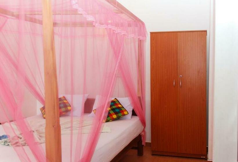 디럭스 룸, Pearl Resort Mirissa