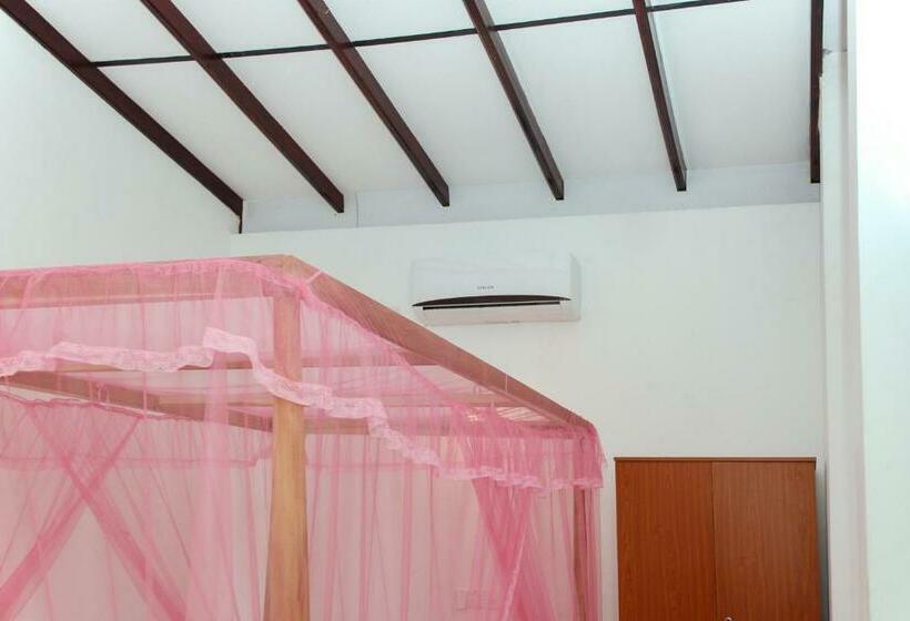 디럭스 룸, Pearl Resort Mirissa