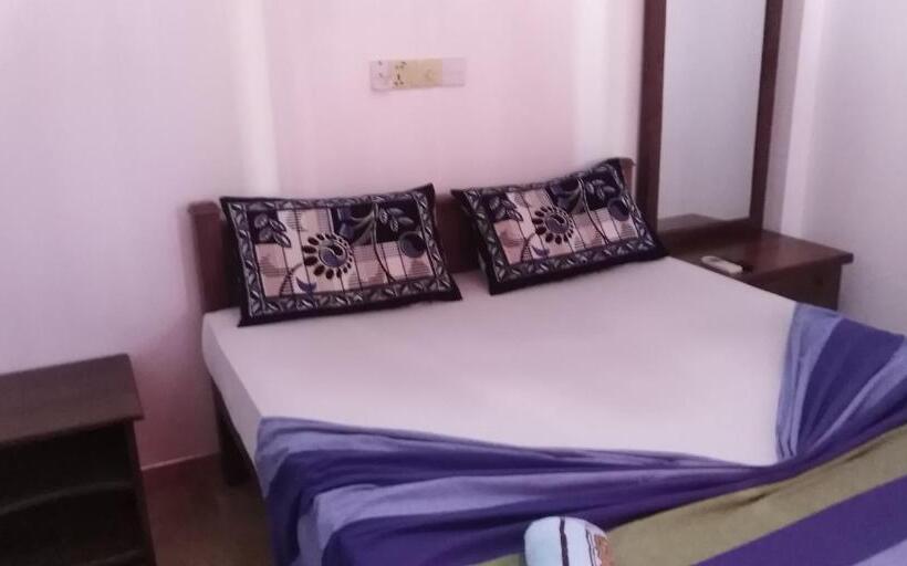 디럭스 룸, Pearl Resort Mirissa