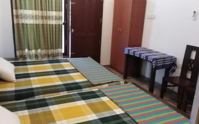 패밀리 룸, Pearl Resort Mirissa