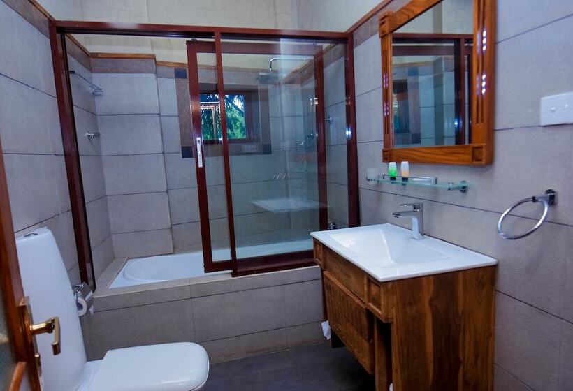 غرفة ديلوكس ثلاثية, Piumara Residence