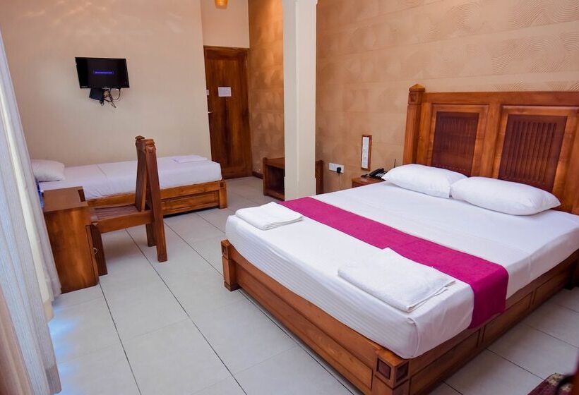 غرفة ديلوكس ثلاثية, Piumara Residence