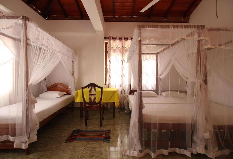 Номер Стандарт Трехместный, Ritas