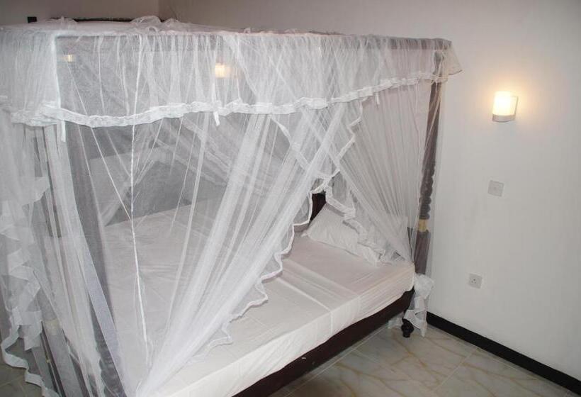 Трехместный Номер Deluxe Вид на Море, Ritas