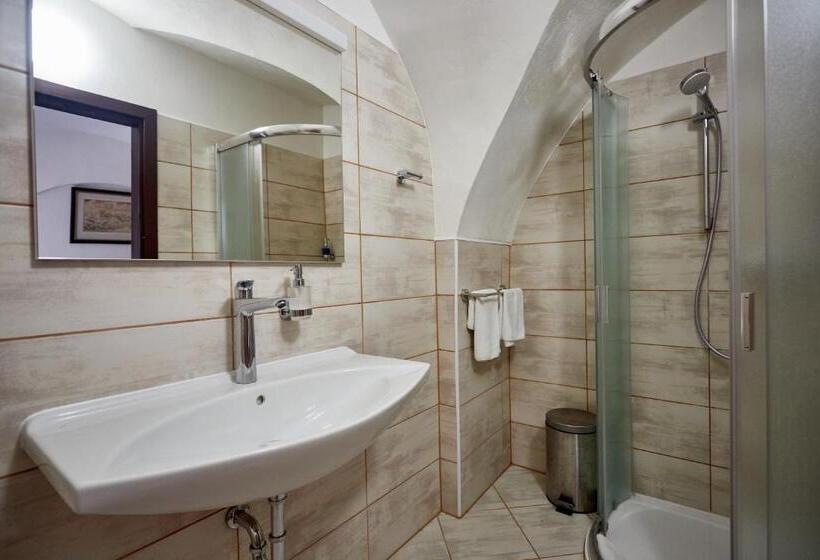 Четырехместный Номер Стандарт, Vivaldi Apartments