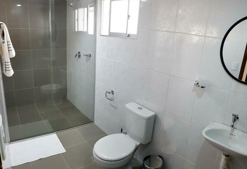 اتاق استاندارد, La Jara Hostel