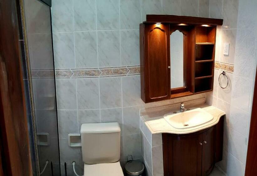 اتاق استاندارد, La Jara Hostel