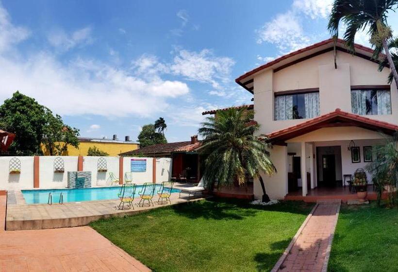 اتاق استاندارد, La Jara Hostel