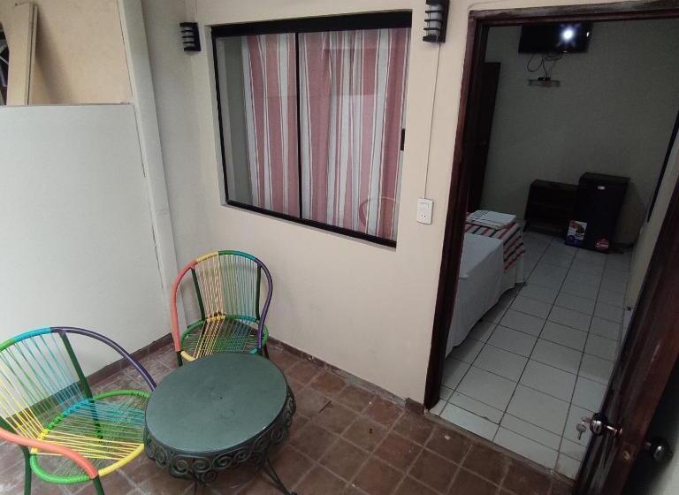 اتاق استاندارد, La Jara Hostel