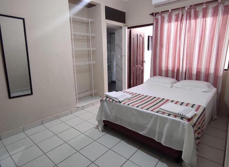 اتاق استاندارد, La Jara Hostel