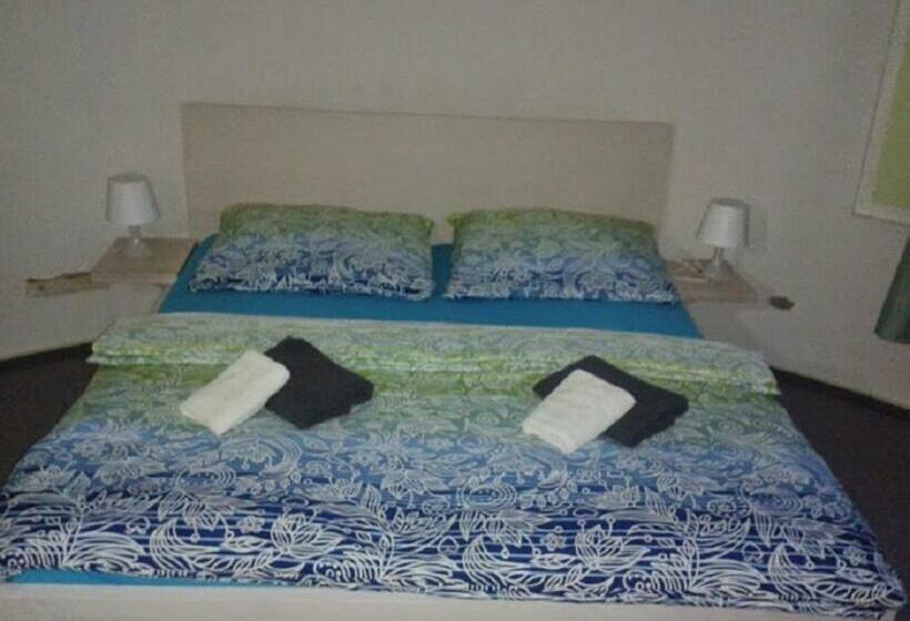 Номер Стандарт, Motel Vega