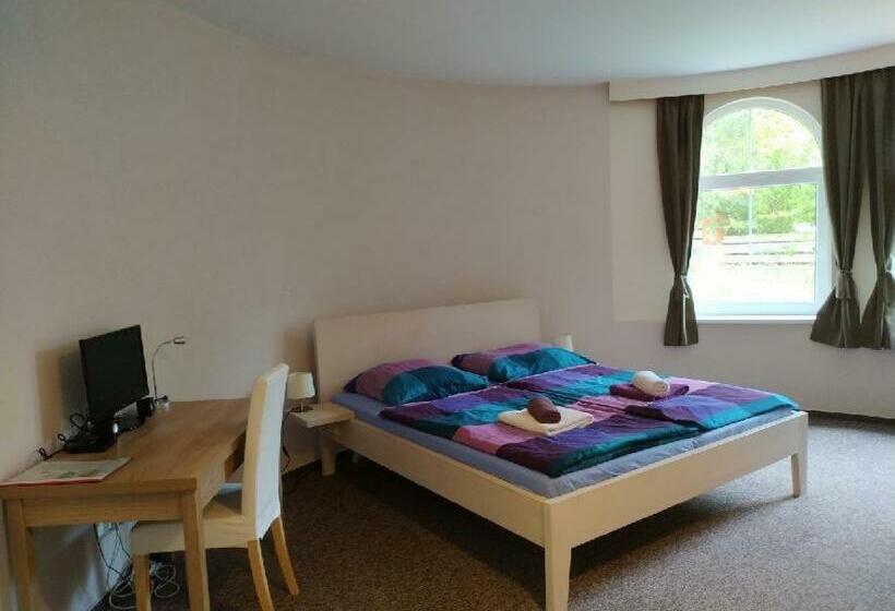 Номер Стандарт, Motel Vega