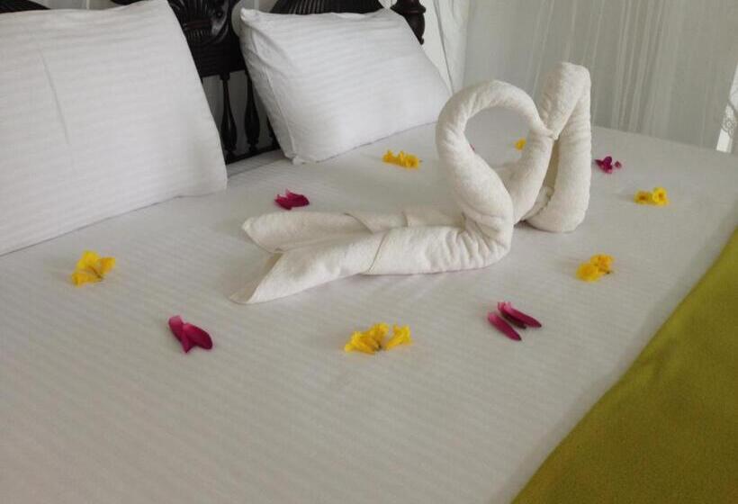 Трехместный Номер Deluxe, Saman Resort