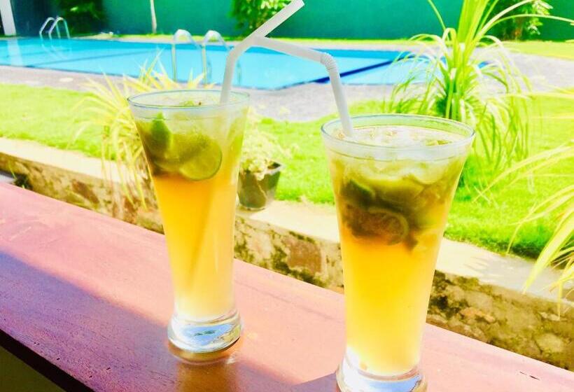 Deluxezimmer Poolblick, Saman Resort