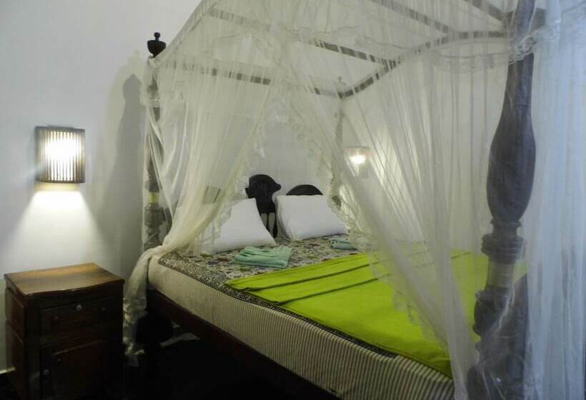 3 Bett Deluxe Zimmer, Saman Resort