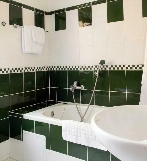 سوییت جونیور, Wellness Hotel Ida