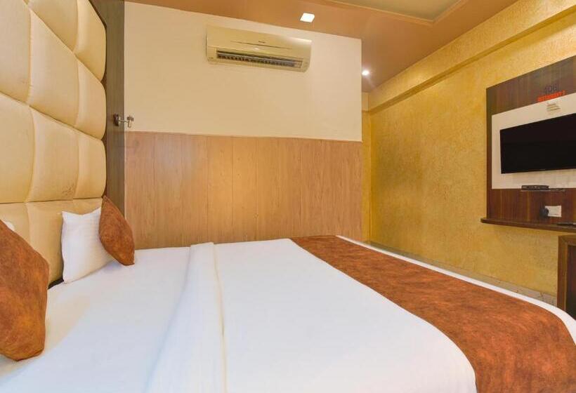 غرفة ديلوكس, Mangal Residency Rooftop Pool