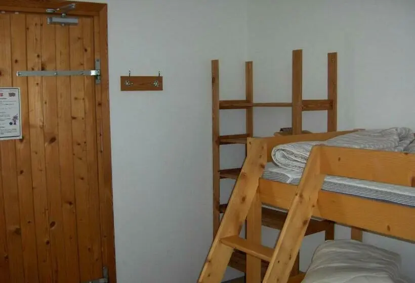 Chambre Triple Standard Salle de Bains Commune, Bengtssons Loge