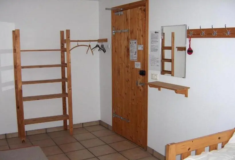 Chambre Quadruple Standard Salle de Bains Commune, Bengtssons Loge
