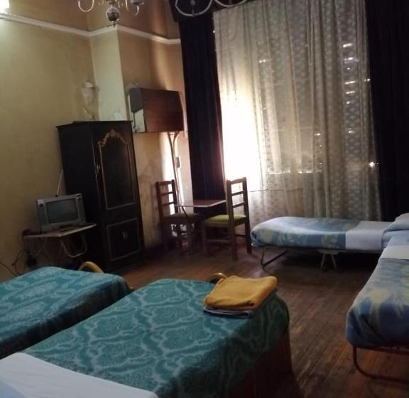 اتاق استاندارد, Berlin