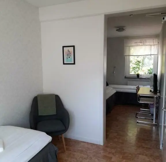 Standard Kolmen Hengen Huone, Kristinebergs Bed & Breakfast