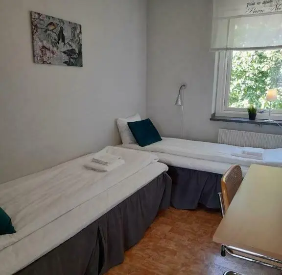 Standard Kolmen Hengen Huone, Kristinebergs Bed & Breakfast