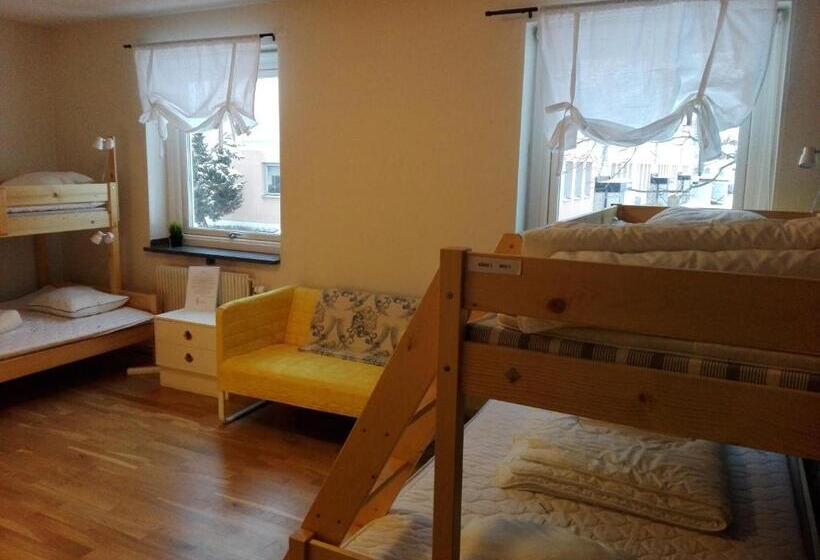 غرفة عائلية حمام مشترك, Kristinebergs Bed & Breakfast